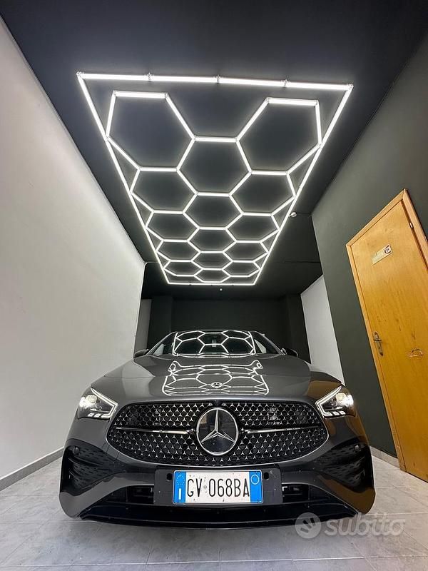 Usata Mercedes CLA200 Shooting Brake Executive 150 CV (110 kW) 2024 Grigio Station wagon