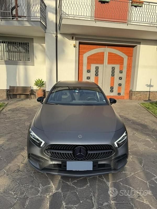 Usata Mercedes A200 Premium 150 CV (110 kW) 2021 Grigio Berlina