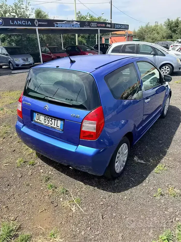 Usata Citroën C2 60 CV (44 kW) 2010 Blu Utilitaria