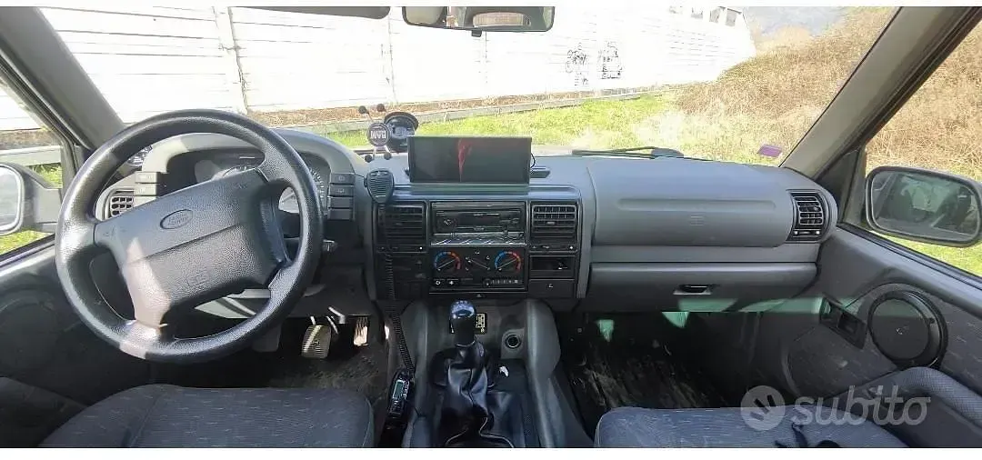 Usata Land Rover Discovery 113 CV (83 kW) 1997 Bluazzurro SUV