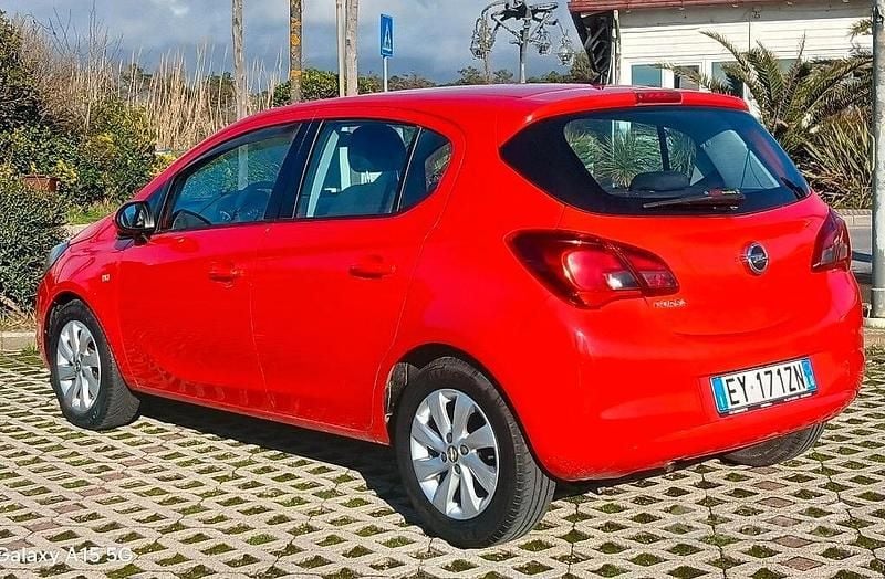 Usata Opel Corsa 69 CV (50 kW) 2015 Rosso Utilitaria