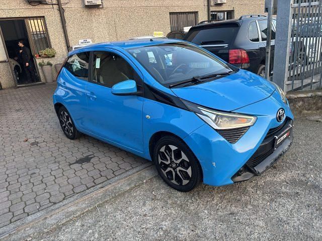 Usata Toyota Aygo Cool 69 CV (50 kW) 2018 Other Utilitaria
