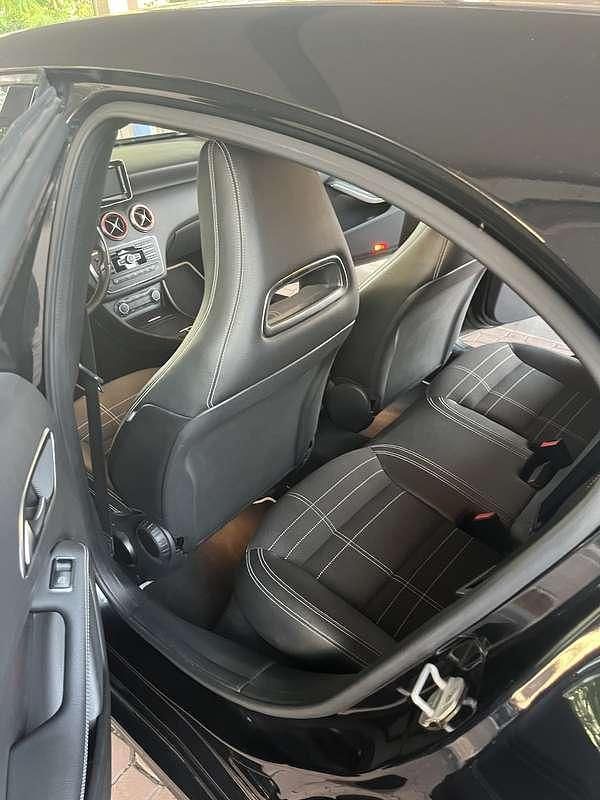 Usata Mercedes A180 Edition 109 CV (80 kW) 2015 Nero Berlina