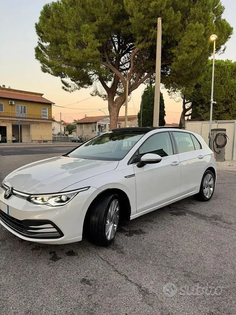 Usata VW Golf VIII 150 CV (110 kW) 2020 Bianco Berlina