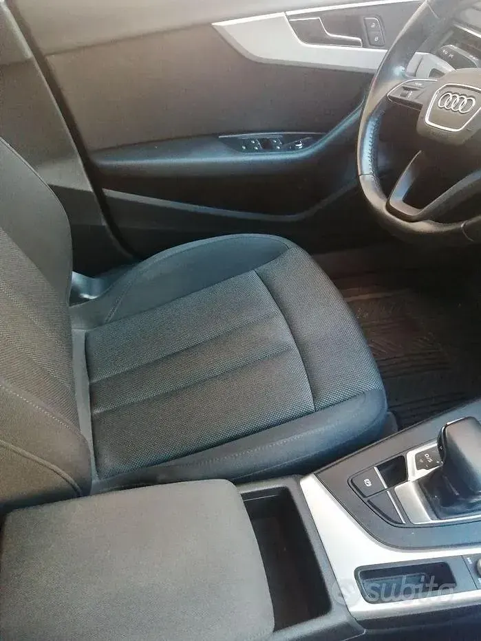 Usata Audi A4 Business Plus 150 CV (110 kW) 2017 Nero Station wagon
