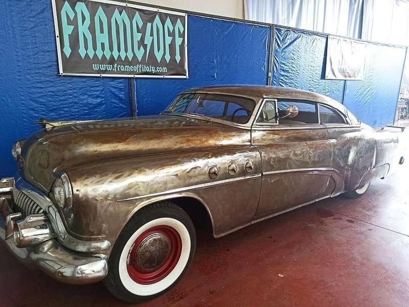 Usata Buick Riviera 136 CV (100 kW) 1952 Argento Coupé