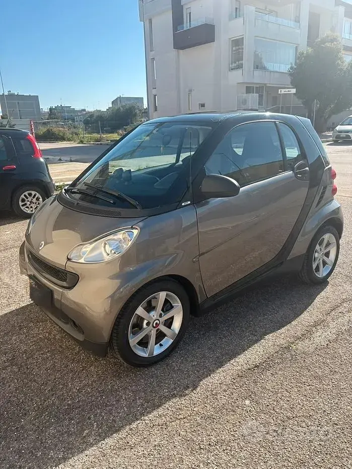 Usata Smart ForTwo Coupé 71 CV (52 kW) 2010 Grigio Coupé