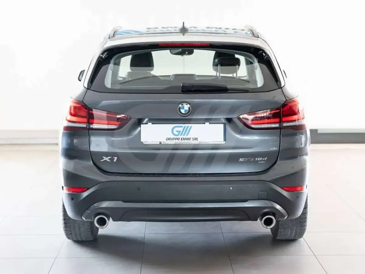 Usata BMW X1 Advantage 150 CV (110 kW) 2020 Mineral grey SUV