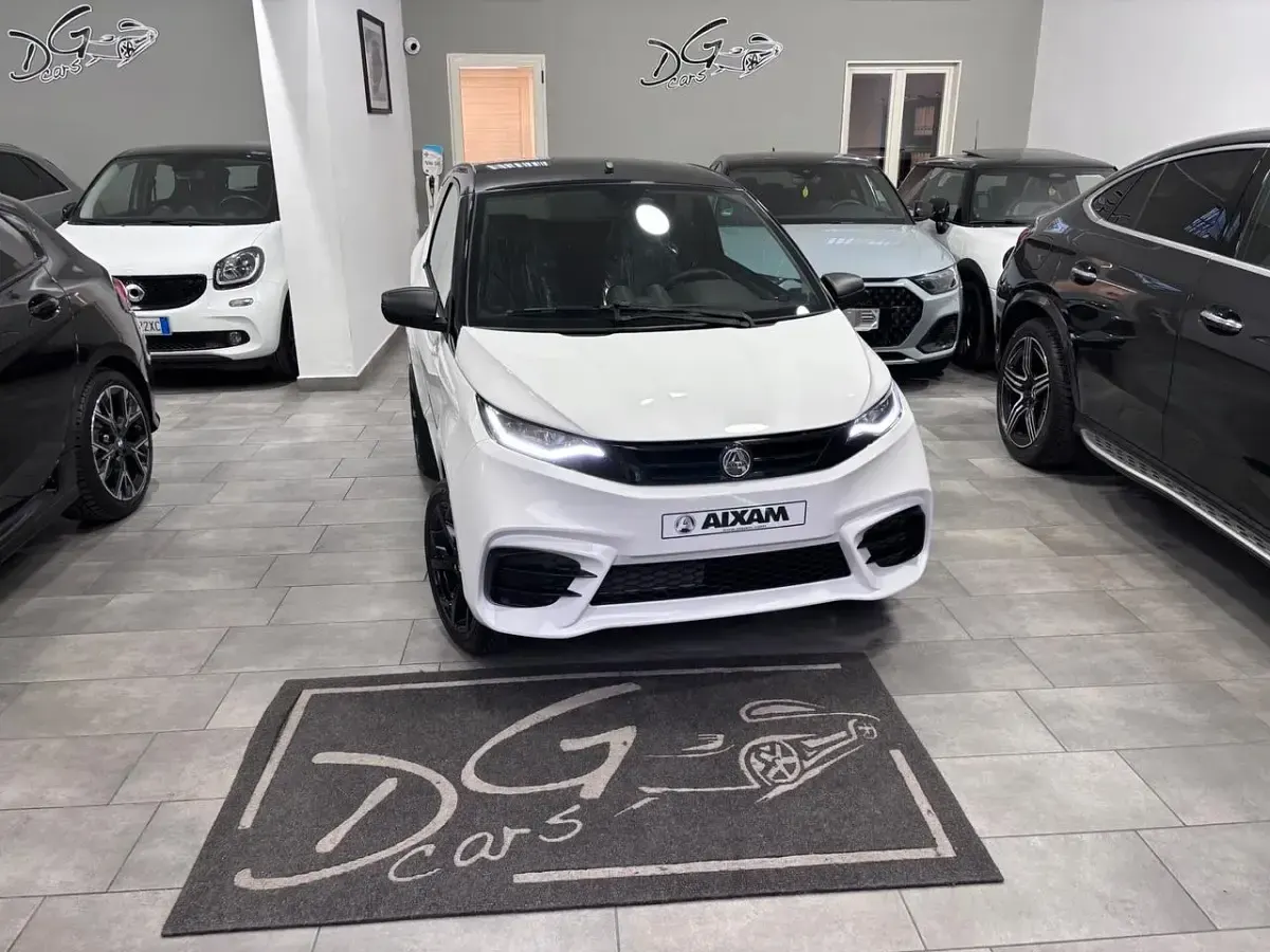 Nuova Aixam City Sport 2026 Bianco Berlina
