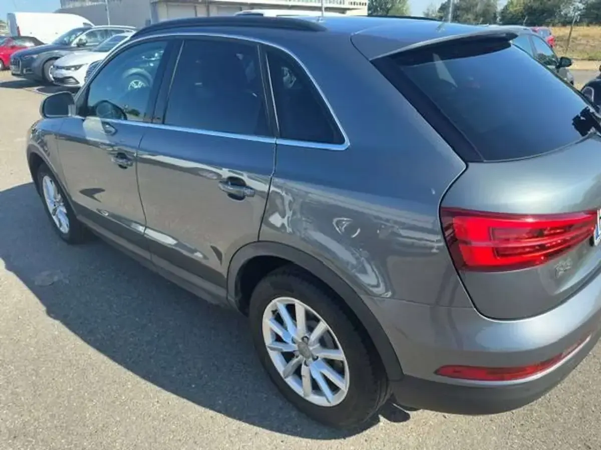 Usata Audi Q3 Design 120 CV (88 kW) 2015 Grigio SUV