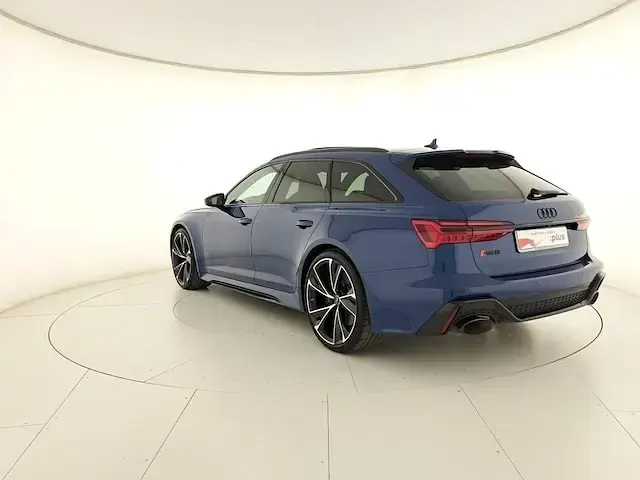 Usata Audi RS6 Performance 630 CV (463 kW) 2025 Blu ascari metallizzato Station wagon