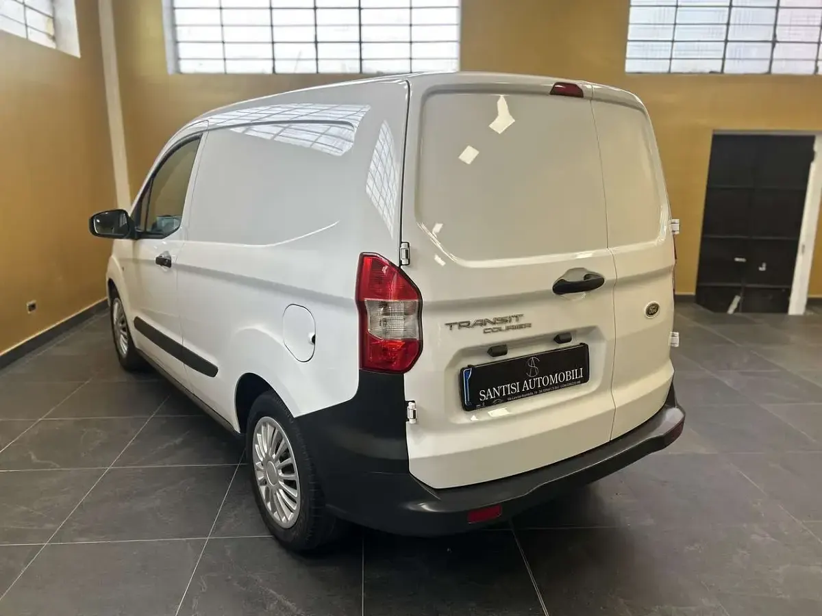 Usata Ford Transit 101 CV (74 kW) 2023 Bianco Furgone