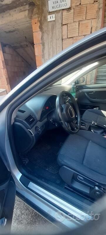 Usata Audi A4 110 CV (80 kW) 2007 Grigio Berlina