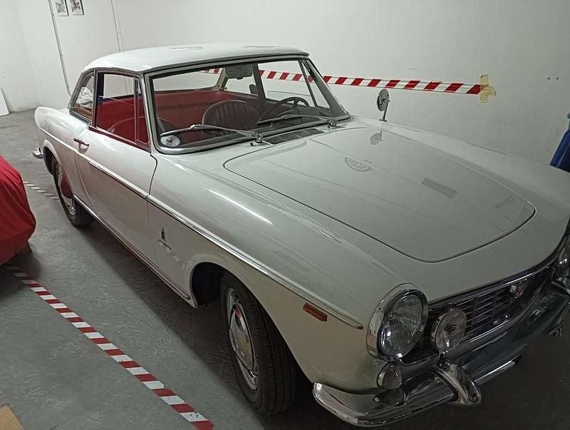 Bianco Usata 1966 Fiat 1500 Coupé | 27.000 € - Immagine 1/4