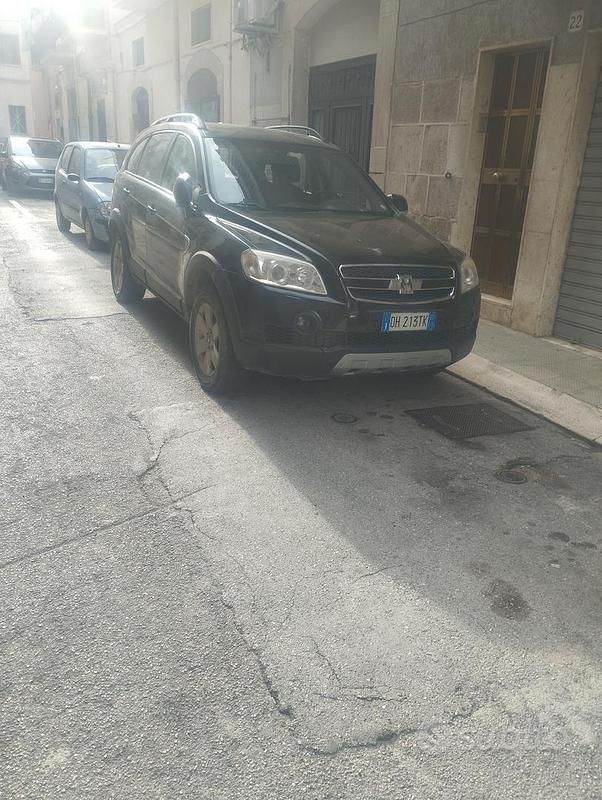Usata Chevrolet Captiva 127 CV (93 kW) 2008 Nero SUV