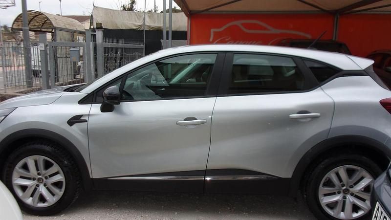Usata Renault Captur Intens 95 CV (69 kW) 2020 Argento SUV