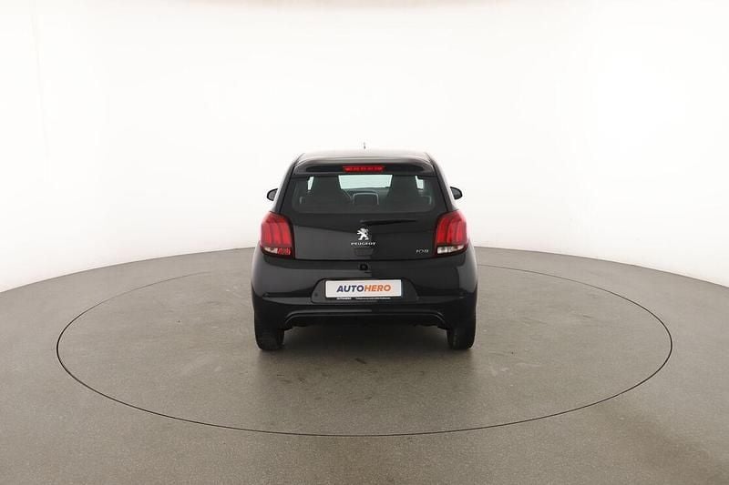 Usata Peugeot 108 Active 70 CV (51 kW) 2015 Nero Utilitaria