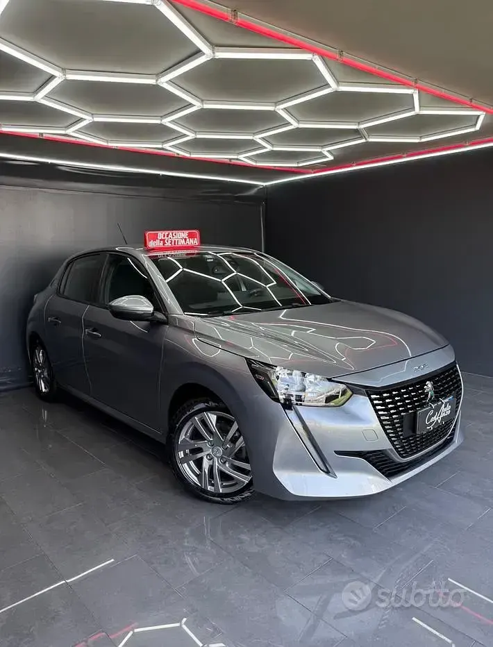 Usata Peugeot 208 Allure 75 CV (55 kW) 2020 Grigio Utilitaria