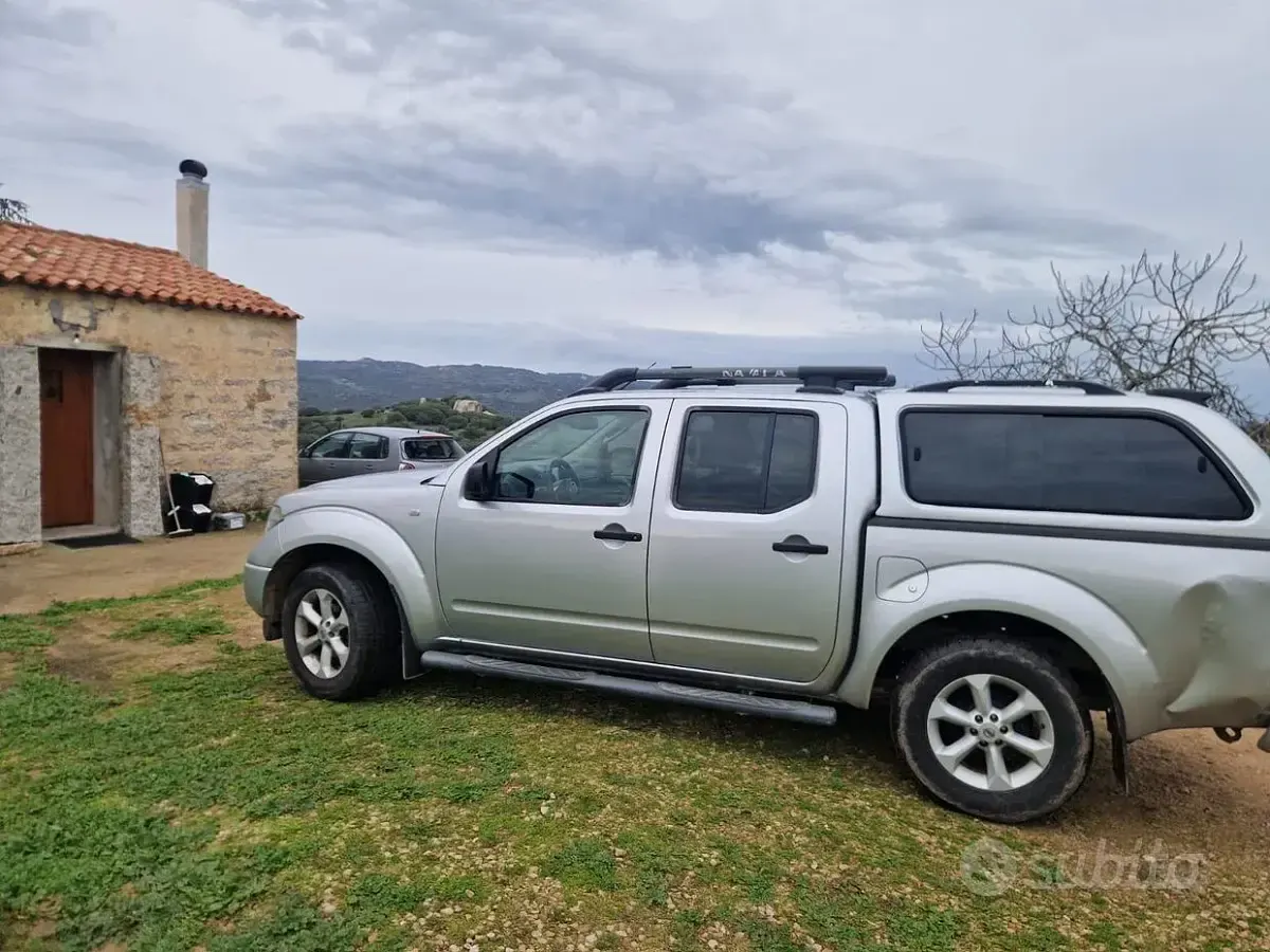 Usata Nissan Navara 171 CV (125 kW) 2009 Pick-up