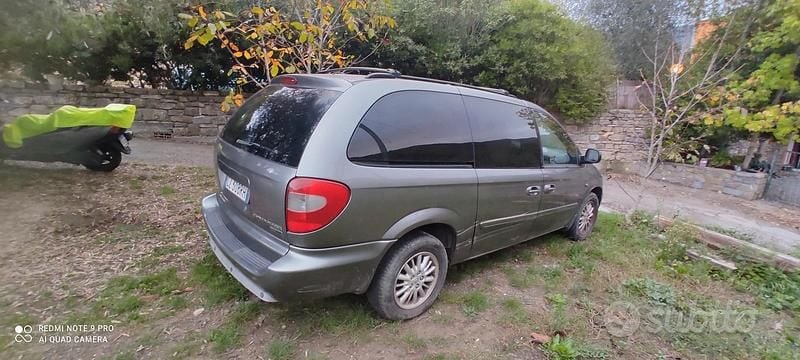 Usata Chrysler Grand Voyager 2006 Grigio Monovolume