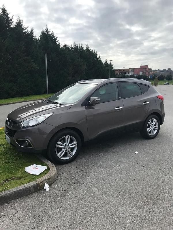 Usata Hyundai ix35 115 CV (84 kW) 2013 Marrone SUV