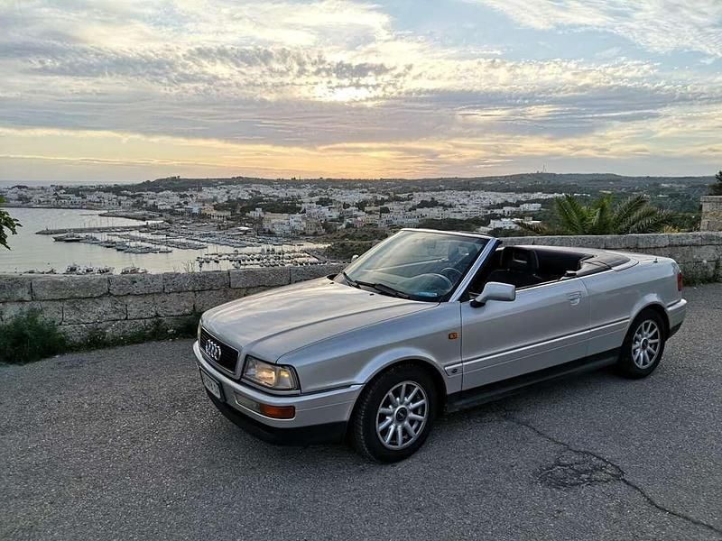 Usata Audi Cabriolet Ambiente 116 CV (85 kW) 1994 Argento Cabrio