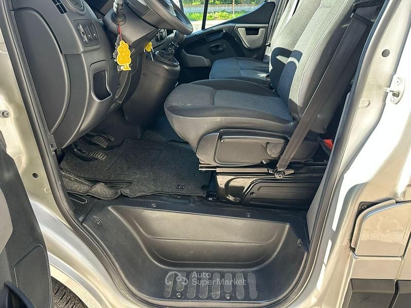 Usata Opel Movano 130 CV (95 kW) 2016 Grigio Furgone