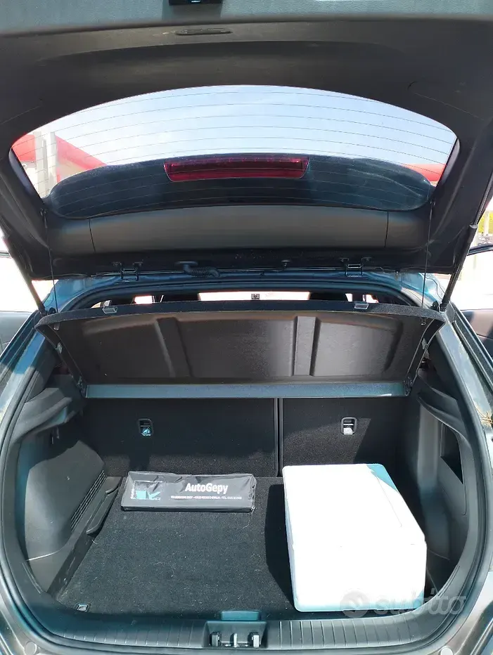 Usata Hyundai Kona 120 CV (88 kW) 2020 Grigio SUV