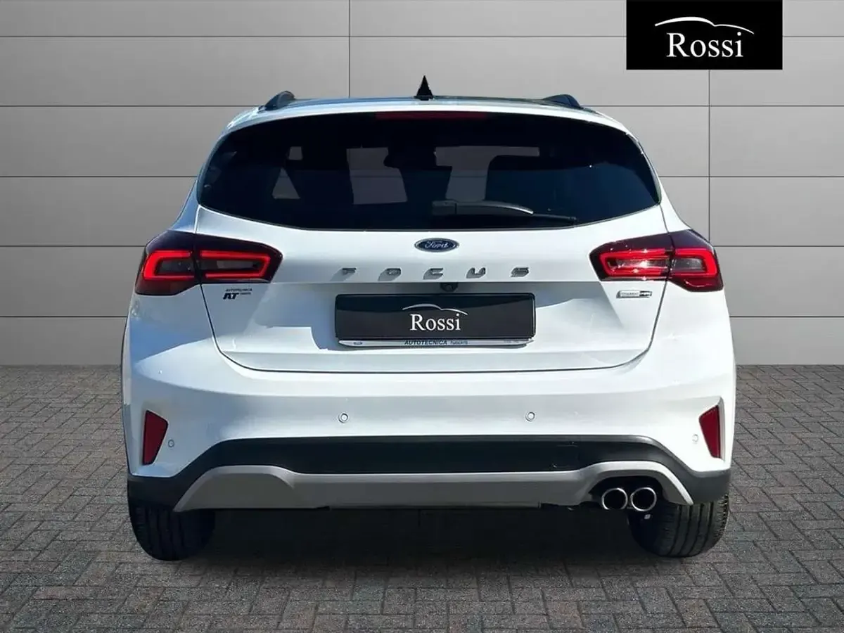 Usata Ford Focus Active 125 CV (91 kW) 2023 Bianco Berlina