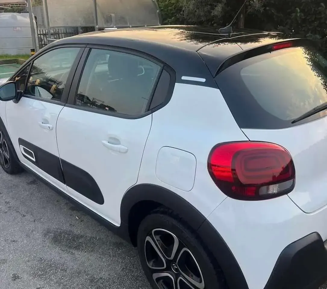 Käytetty Citroën C3 Aircross Shine 120 HP (88 kW) 2022 Valkoinen Katumaasturi