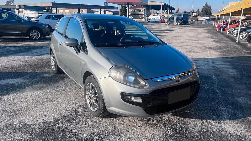 Usata Fiat Punto Evo 75 CV (55 kW) 2011 Grigio Utilitaria
