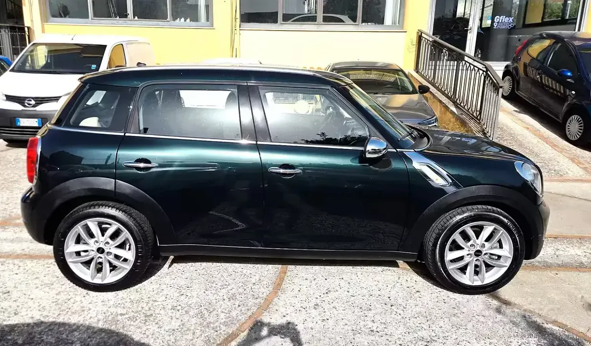 Usata Mini Countryman 90 CV (66 kW) 2013 Verde SUV