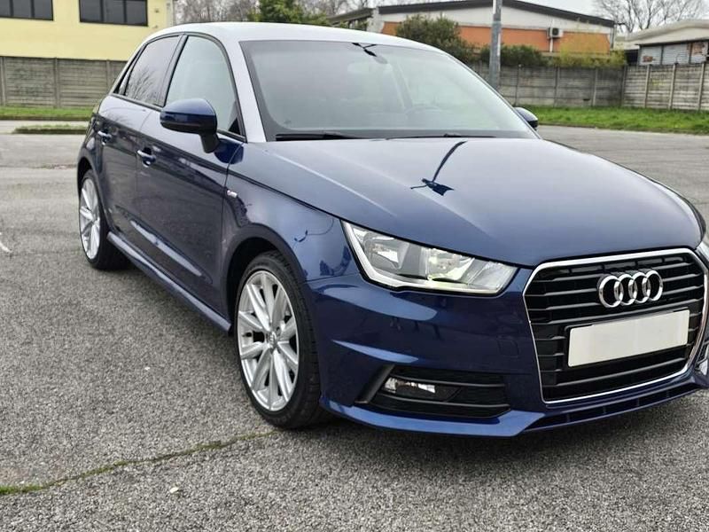 Usata Audi A1 Sportback Admired 95 CV (69 kW) 2018 Blu/azzurro Utilitaria