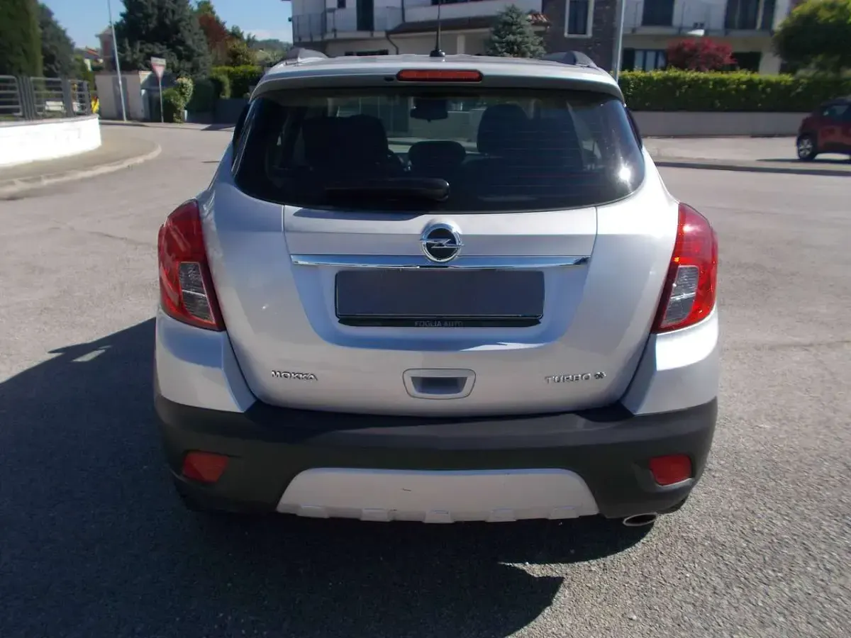 Usata Opel Mokka Cosmo 140 CV (102 kW) 2014 Argento SUV