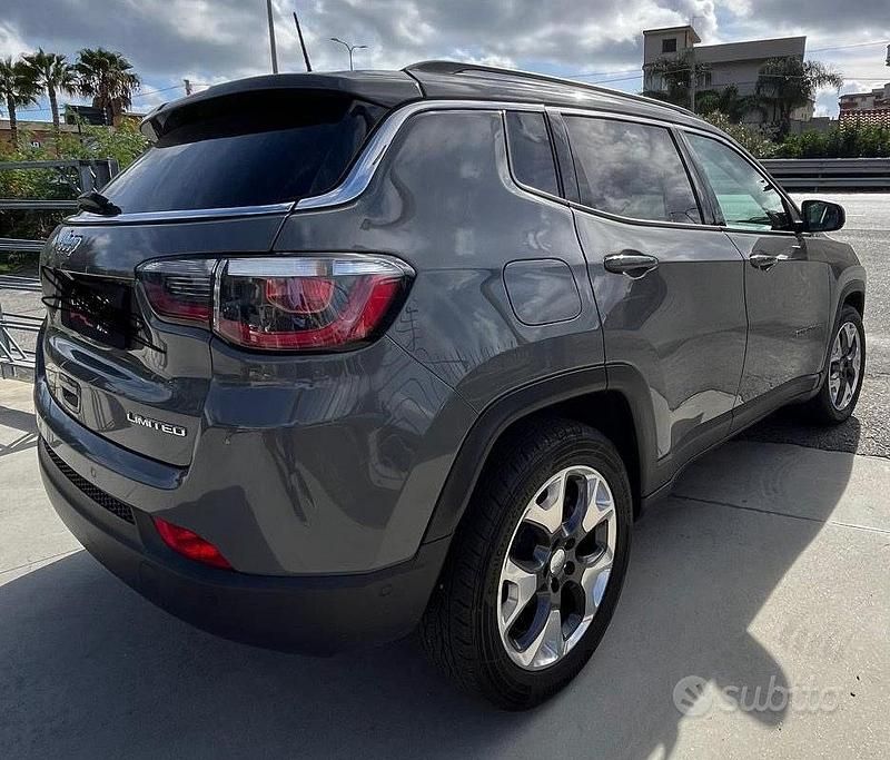 Usata Jeep Compass 120 CV (88 kW) 2020 Grigio SUV