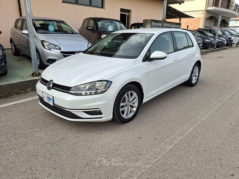 Usata VW Golf VII 150 CV (110 kW) 2019 Bianco Berlina