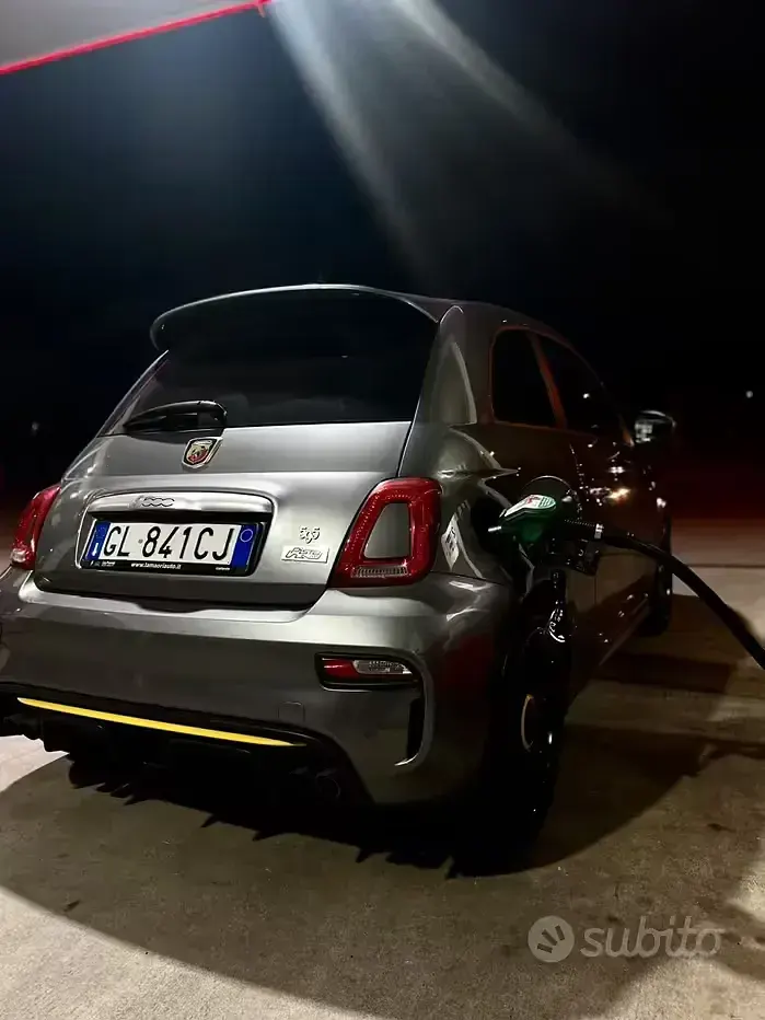 Usata Abarth 595 Pista 160 CV (117 kW) 2022 Grigio Berlina