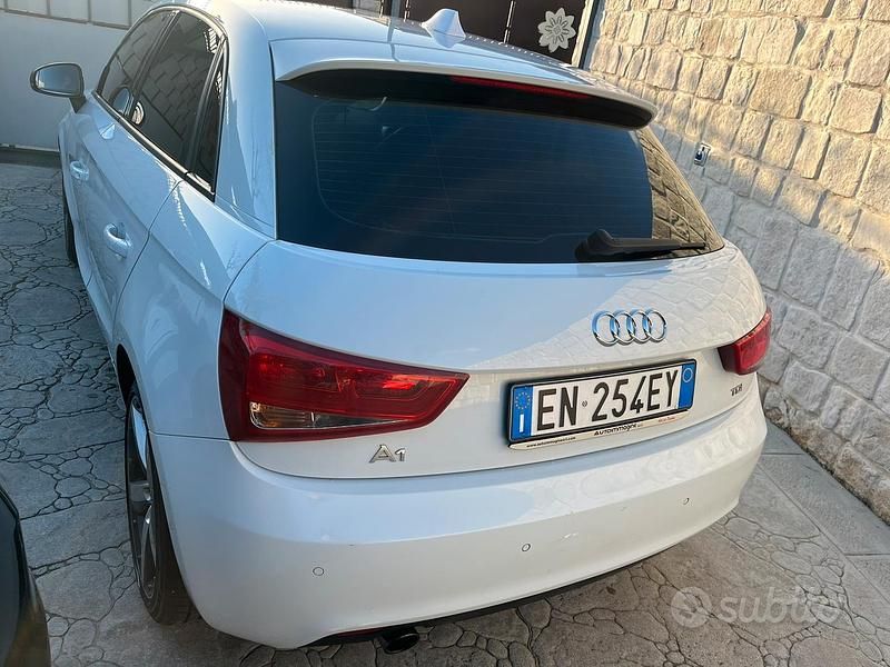 Usata Audi A1 116 CV (85 kW) 2012 Utilitaria