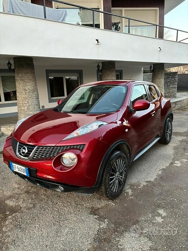 Usata Nissan Juke Acenta 117 CV (86 kW) 2010 Rosso SUV