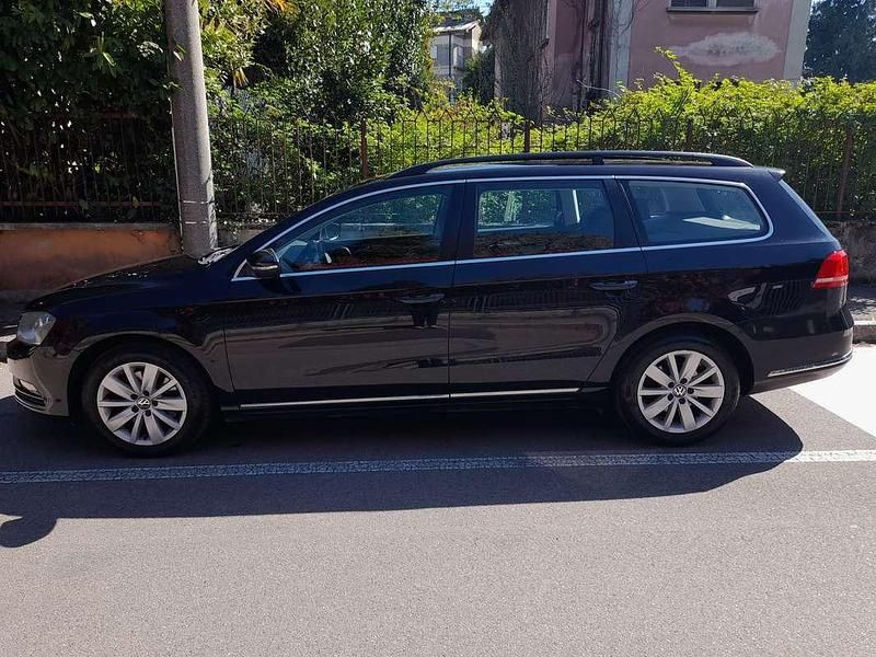 Usata VW Passat Comfortline 140 CV (102 kW) 2011 Nero Station wagon