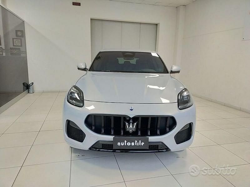 Usata Maserati Grecale 330 CV (242 kW) 2023 Bianco SUV