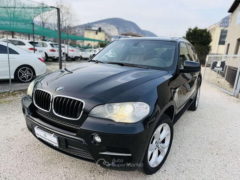 Usata BMW X5 245 CV (180 kW) 2011 Nero SUV