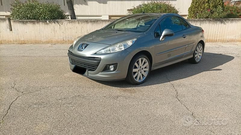 Grigio Usata 2012 Peugeot 207 CC Active Cabrio | 6900 € (Molto cara) - Immagine 1/4