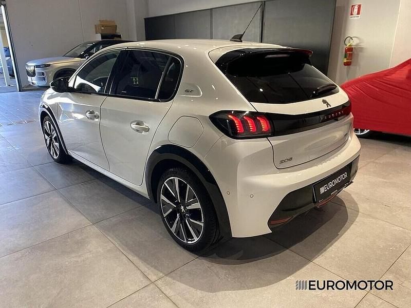 Usata Peugeot 208 GT 100 CV (73 kW) 2022 Bianco Utilitaria