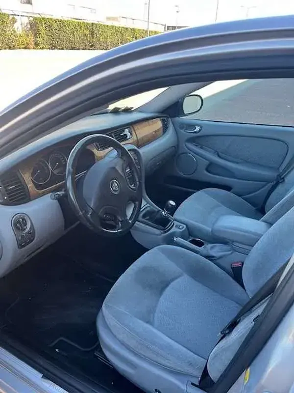 Usata Jaguar X-type Classic 131 CV (96 kW) 2003 Argento Berlina