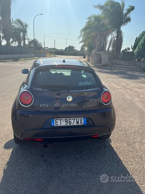 Usata Alfa Romeo MiTo Distinctive 85 CV (62 kW) 2014 Blu Utilitaria