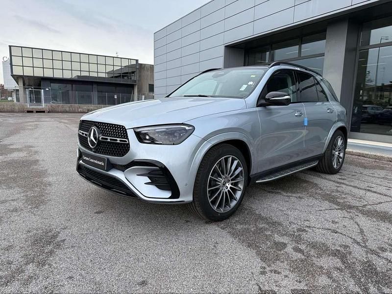 Nuova Mercedes GLE300 269 CV (197 kW) 2026 Argento hightech SUV