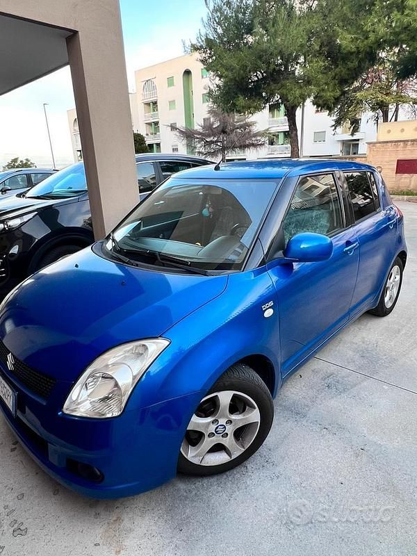 Usata Suzuki Swift 69 CV (50 kW) 2007 Blu Utilitaria