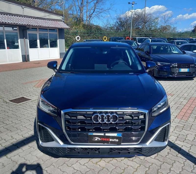 Usata Audi Q2 Edition .1 150 CV (110 kW) 2022 Blu/azzurro SUV