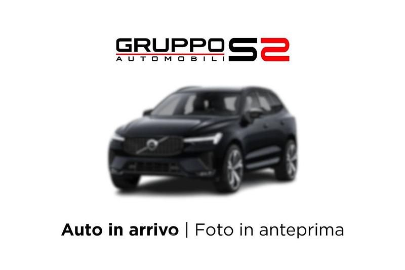 Usata Volvo XC60 Momentum 197 CV (144 kW) 2021 Nero SUV